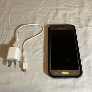 Samsung J3 Prime MetroPCs Cell Phone with case/charger/screen protector